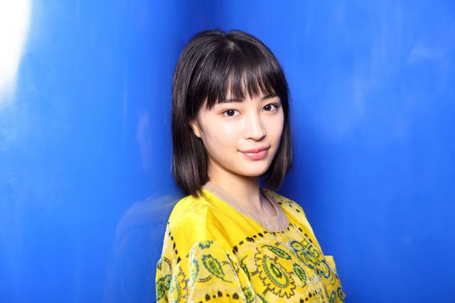 マツゲ長っ！【広瀬すずインタビューカット集】（3枚目）