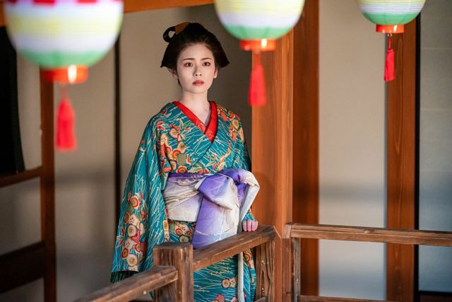 蔦重が惚れ惚れ…“男前”な花の井改め瀬川（小芝風花）「べらぼう」第7回場面写真（5枚目）