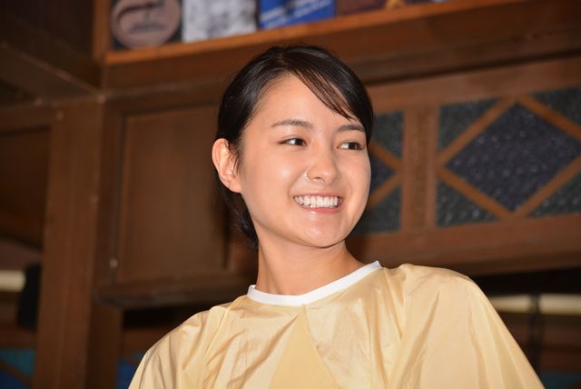 葵わかな「わろてんか」から永野芽郁「半分、青い。」へ！朝ドラヒロイン・バトンタッチ：フォトギャラリー