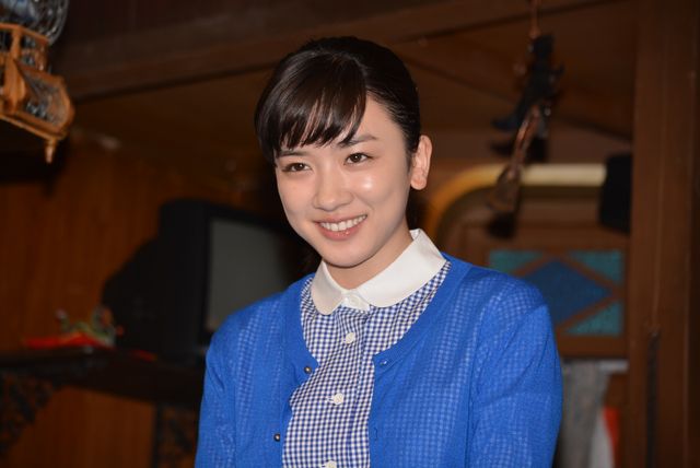 葵わかな「わろてんか」から永野芽郁「半分、青い。」へ！朝ドラヒロイン・バトンタッチ（2枚目）