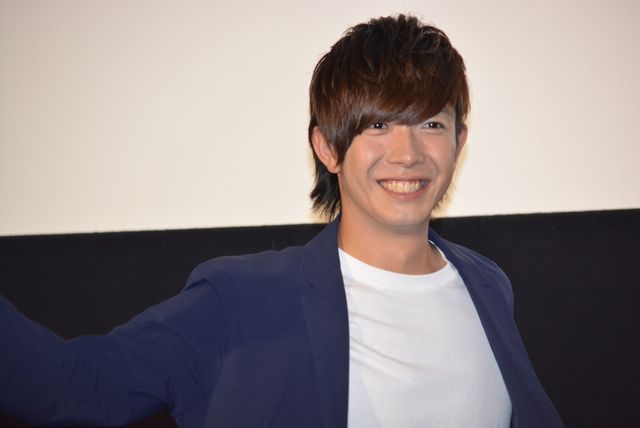 足立梨花主演『キスできる餃子』完成披露舞台あいさつ（2枚目）