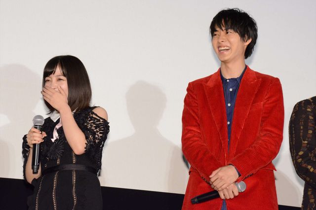 ファンへの対応もバッチリな山崎賢人『斉木楠雄のΨ難』ピンクカーペット＆完成披露試写会（4枚目）