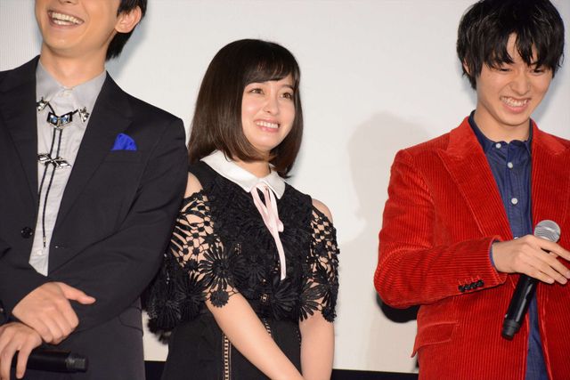 ファンへの対応もバッチリな山崎賢人『斉木楠雄のΨ難』ピンクカーペット＆完成披露試写会（16枚目）