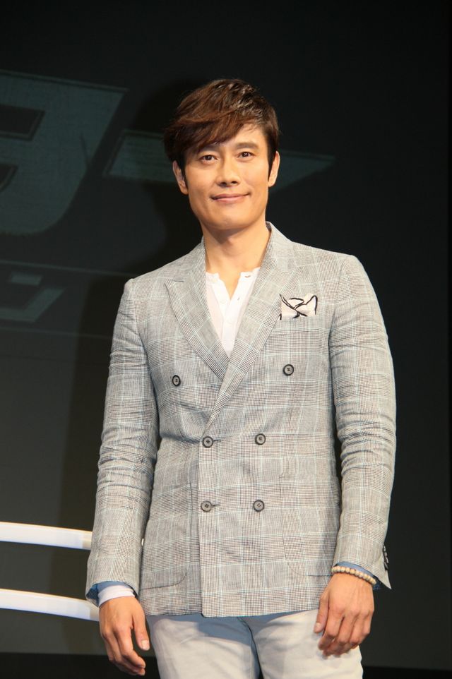 イ・ビョンホン、来日！フォトギャラリー（4枚目）