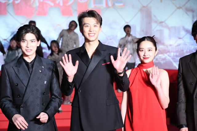 六本木にゾンビ襲来！竹内涼真主演『劇場版　君と世界が終わる日に FINAL』完成披露舞台あいさつ（6枚目）