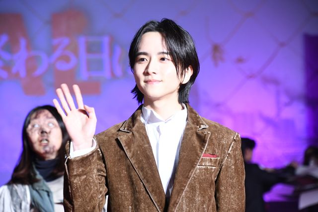 六本木にゾンビ襲来！竹内涼真主演『劇場版　君と世界が終わる日に FINAL』完成披露舞台あいさつ（23枚目）