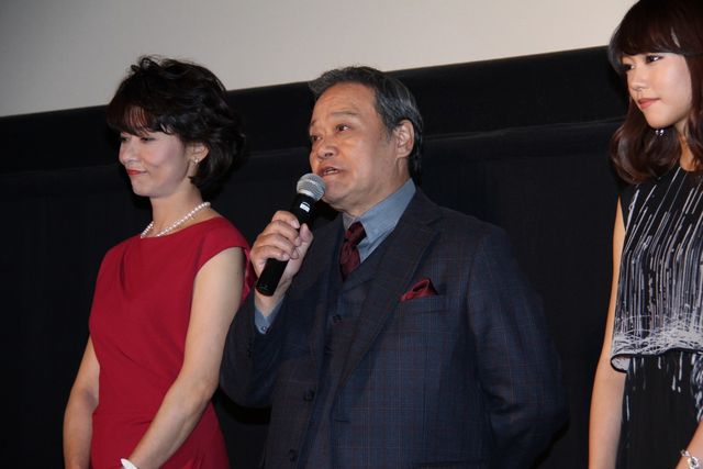 桐谷美玲の大人っぽいドレス姿必見！フォトギャラリー（11枚目）