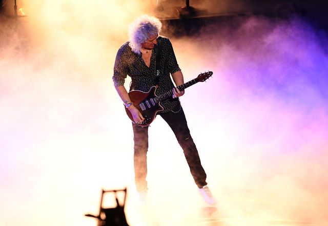 大興奮!!クイーンのオープニング（2枚目）