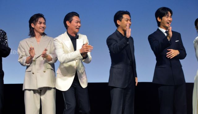 Travis Japan松田元太、シンガポールでミッキーと共演！「ディズニー・コンテンツ・ショーケース2024」ラインナップ発表会（3枚目）