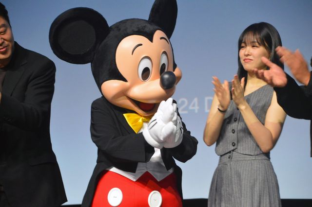 Travis Japan松田元太、シンガポールでミッキーと共演！「ディズニー・コンテンツ・ショーケース2024」ラインナップ発表会（12枚目）