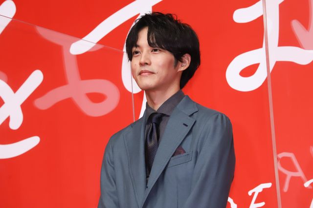 清野菜名、“バロン”を手に笑顔！映画『耳をすませば』ジャパンプレミアイベント（17枚目）