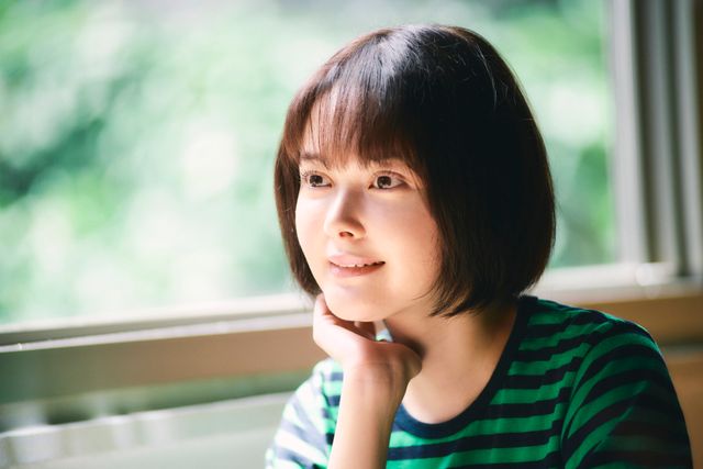 稲垣吾郎、中村ゆり、玉城ティナら『窓辺にて』場面写真＜9点＞（7枚目）