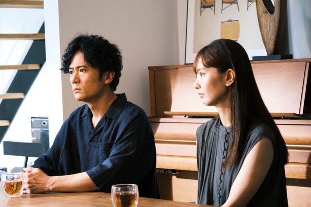 稲垣吾郎、中村ゆり、玉城ティナら『窓辺にて』場面写真＜9点＞（9枚目）