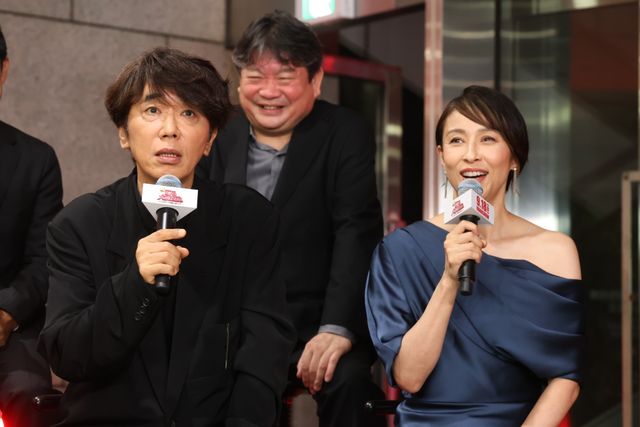 真下夫婦の掛け合いは健在！ユースケ・サンタマリア＆水野美紀