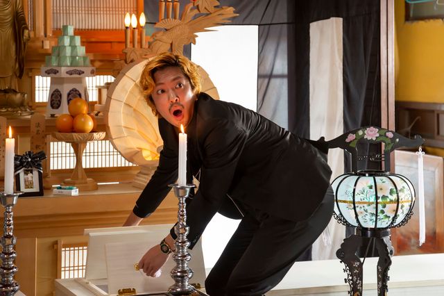 草なぎ剛主演『台風家族』場面写真が15枚一挙公開！（6枚目）