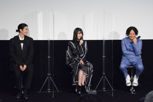 有村架純＆志尊淳がコロナ禍で働く人々の声を聞く！ドキュメンタリー映画『人と仕事』完成報告（6枚目）