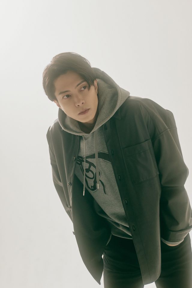 山下智久、美しい横顔…「神の雫/Drops of God」インタビュー撮り下ろしカット（5枚目）