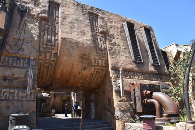 カンティーナに行ける！ディズニー新テーマランド「スター・ウォーズ：ギャラクシーズ・エッジ」（28枚目）