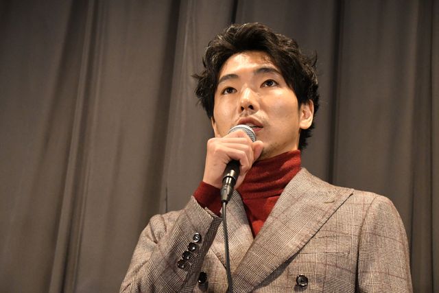 濃厚ラブシーンの裏側語る…映画『火口のふたり』公開記念舞台あいさつ（5枚目）