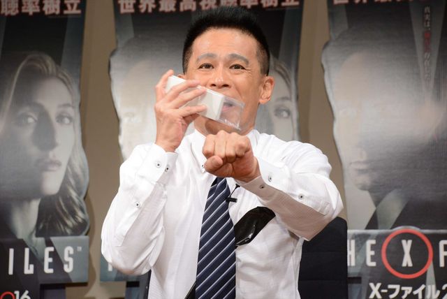 柳沢慎吾「X-ファイル」風ひとり警察24時披露！：フォトギャラリー