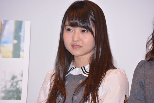 乃木坂46・生駒里奈、母親目の前にド緊張！　画像ギャラリー（8枚目）