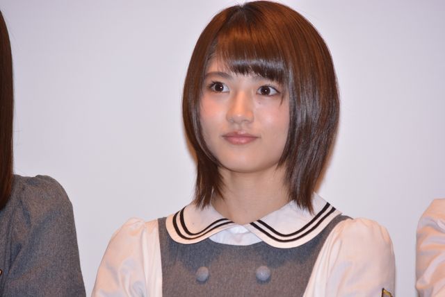 乃木坂46・生駒里奈、母親目の前にド緊張！　画像ギャラリー（12枚目）