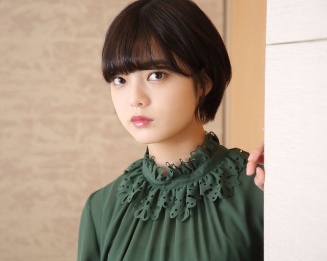 平手友梨奈『響 -HIBIKI-』インタビューカット（6枚目）