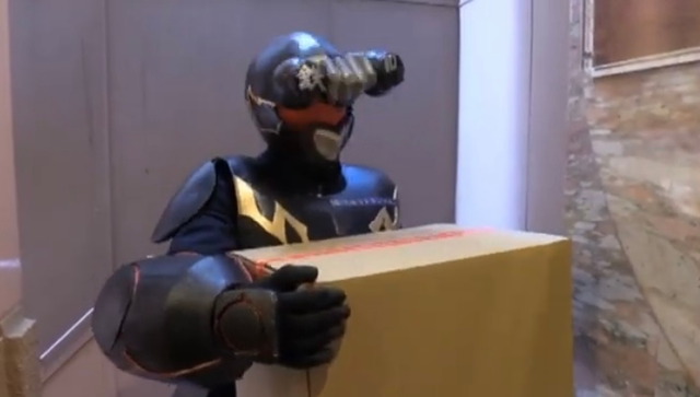 『～運送ドラゴン～パワード人間バトルクーリエ』（15枚目）