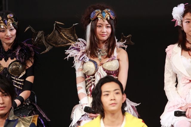 『劇場版 仮面ライダーウィザード イン マジックランド』『劇場版 獣電戦隊キョウリュウジャー ガブリンチョ・オブ・ミュージック』製作会見ギャラリー（28枚目）