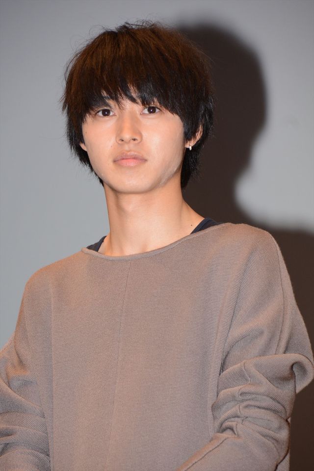 山崎賢人＆土屋太鳳、部屋着姿でこたつ!?『orange－オレンジ－』試写会イベントフォトギャラリー（6枚目）