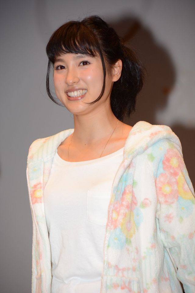 山崎賢人＆土屋太鳳、部屋着姿でこたつ!?『orange－オレンジ－』試写会イベントフォトギャラリー（7枚目）