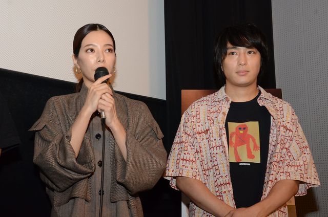 古舘佑太郎、桜井ユキら登場！『アイムクレイジー』初日舞台あいさつ（2枚目）