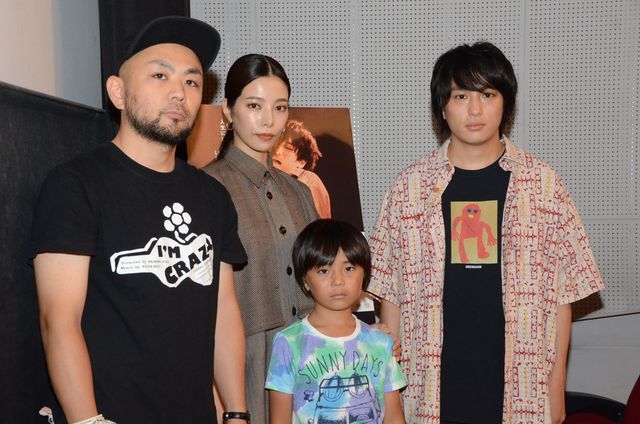 古舘佑太郎、桜井ユキら登場！『アイムクレイジー』初日舞台あいさつ（15枚目）