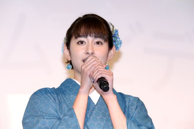 早見あかり、市原隼人、三代目JSB山下健二郎“頭ポンポン”を再現！（3枚目）