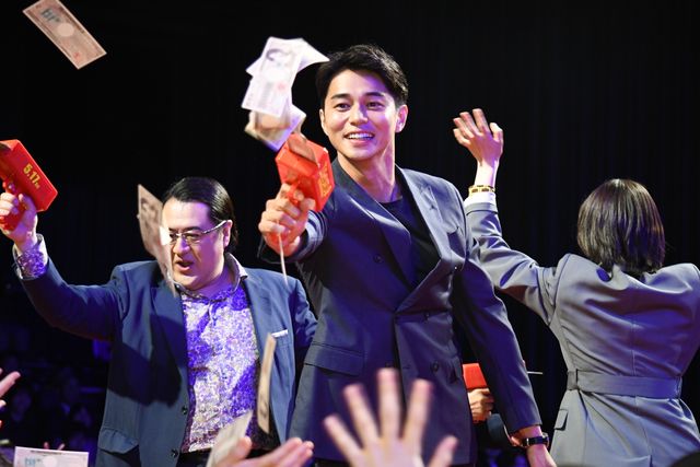 長澤まさみ『コンフィデンスマンJP』ワールドプレミア（2枚目）