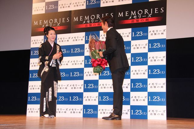イ・ビョンホン来日に坂本冬美歓喜！『メモリーズ　追憶の剣』イベントフォトギャラリー（13枚目）