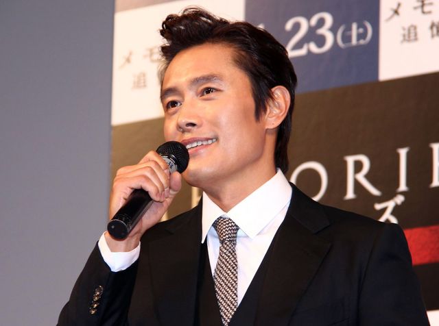 イ・ビョンホン来日に坂本冬美歓喜！『メモリーズ　追憶の剣』イベントフォトギャラリー（21枚目）