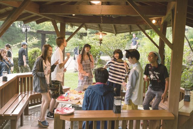 中条あやみ＆佐野勇斗ら若手俳優が集合！『3D彼女』メイキング＆場面写真（3枚目）