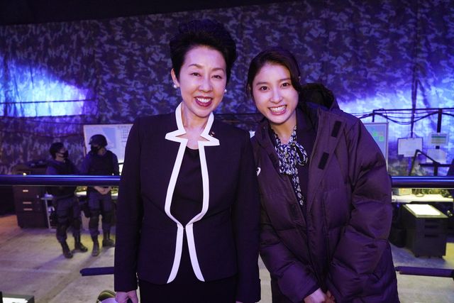 『大怪獣のあとしまつ』 貴重なオフショット＆クランクアップ写真：フォトギャラリー