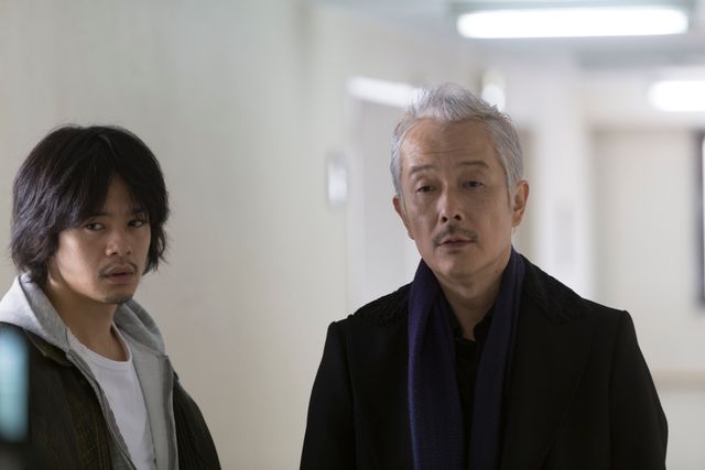 二人でこの国の牙城を撃つ……!実写ドラマ「銀と金」フォトギャラリー:フォトギャラリー