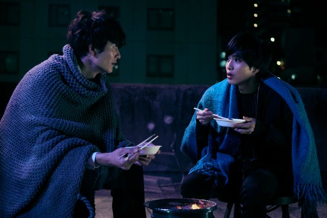 岡田将生＆志尊淳が平手友梨奈と対峙！『さんかく窓の外側は夜』場面写真（2枚目）