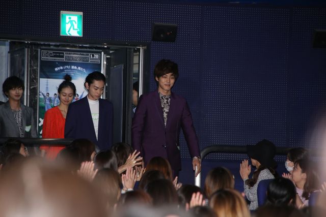 松坂桃李、菅田将暉なかよさそう！映画『キセキ　－あの日のソビト－』完成披露舞台あいさつ ギャラリー（2枚目）