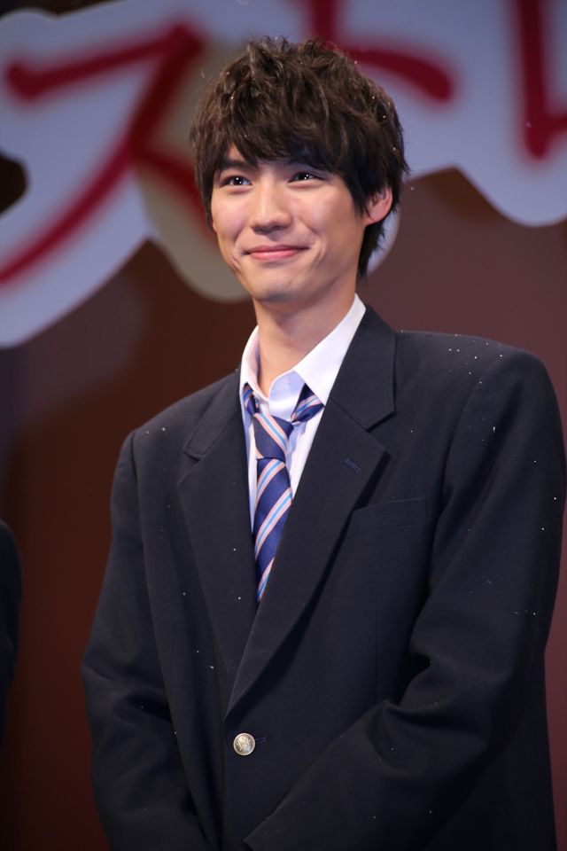 福士蒼汰、有村架純らが制服で登場！『ストロボ・エッジ』完成披露舞台あいさつフォトギャラリー（4枚目）