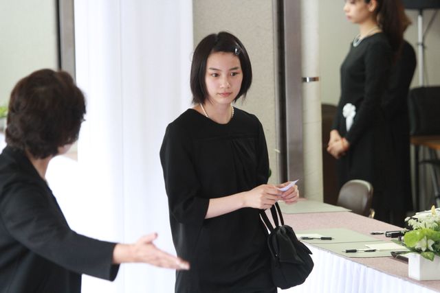 「あまちゃん」キャストも参列「蟹江敬三さんのお別れの会」ギャラリー