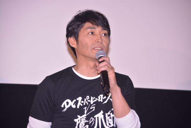 山田孝之ら“予算崩壊”Tシャツで登場！『DCスーパーヒーローズ vs 鷹の爪団』初日（6枚目）