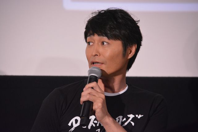 山田孝之ら“予算崩壊”Tシャツで登場！『DCスーパーヒーローズ vs 鷹の爪団』初日（14枚目）