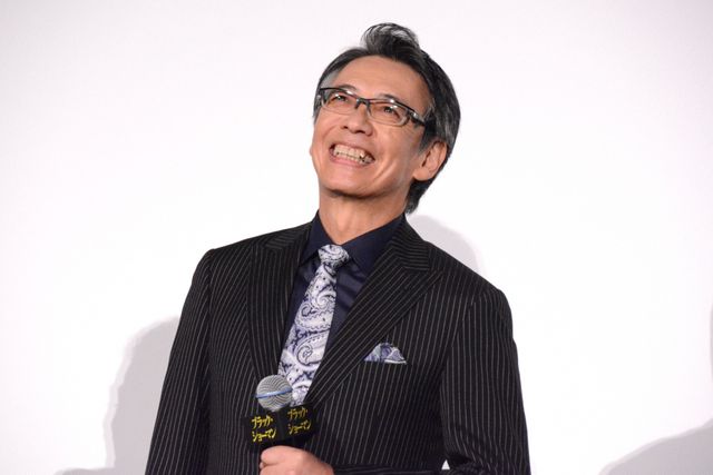 福山雅治、有村架純らと華麗に登場！『ブラック・ショーマン』初日舞台挨拶（11枚目）