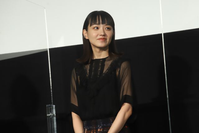 黒木華、柄本佑、奈緒ら登壇！『先生、私の隣に座っていただけませんか？』公開記念舞台あいさつ（5枚目）