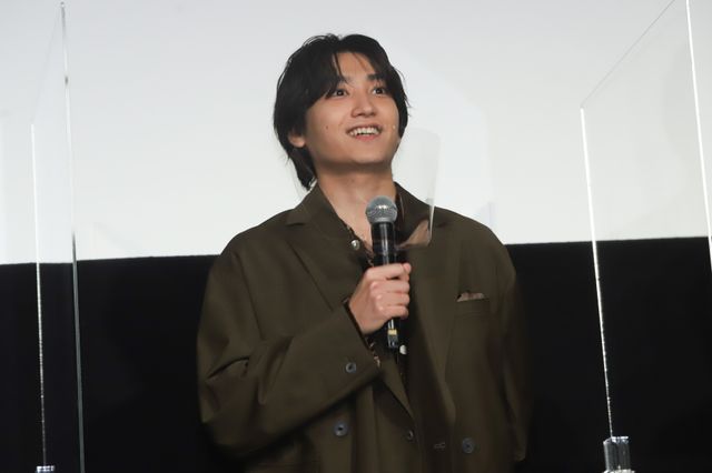 黒木華、柄本佑、奈緒ら登壇！『先生、私の隣に座っていただけませんか？』公開記念舞台あいさつ（9枚目）