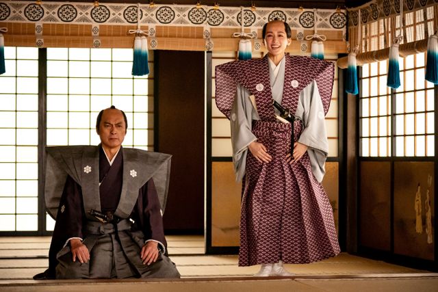 「べらぼう」綾瀬はるかの九郎助稲荷が町娘＆武士に変身＜13枚＞（9枚目）